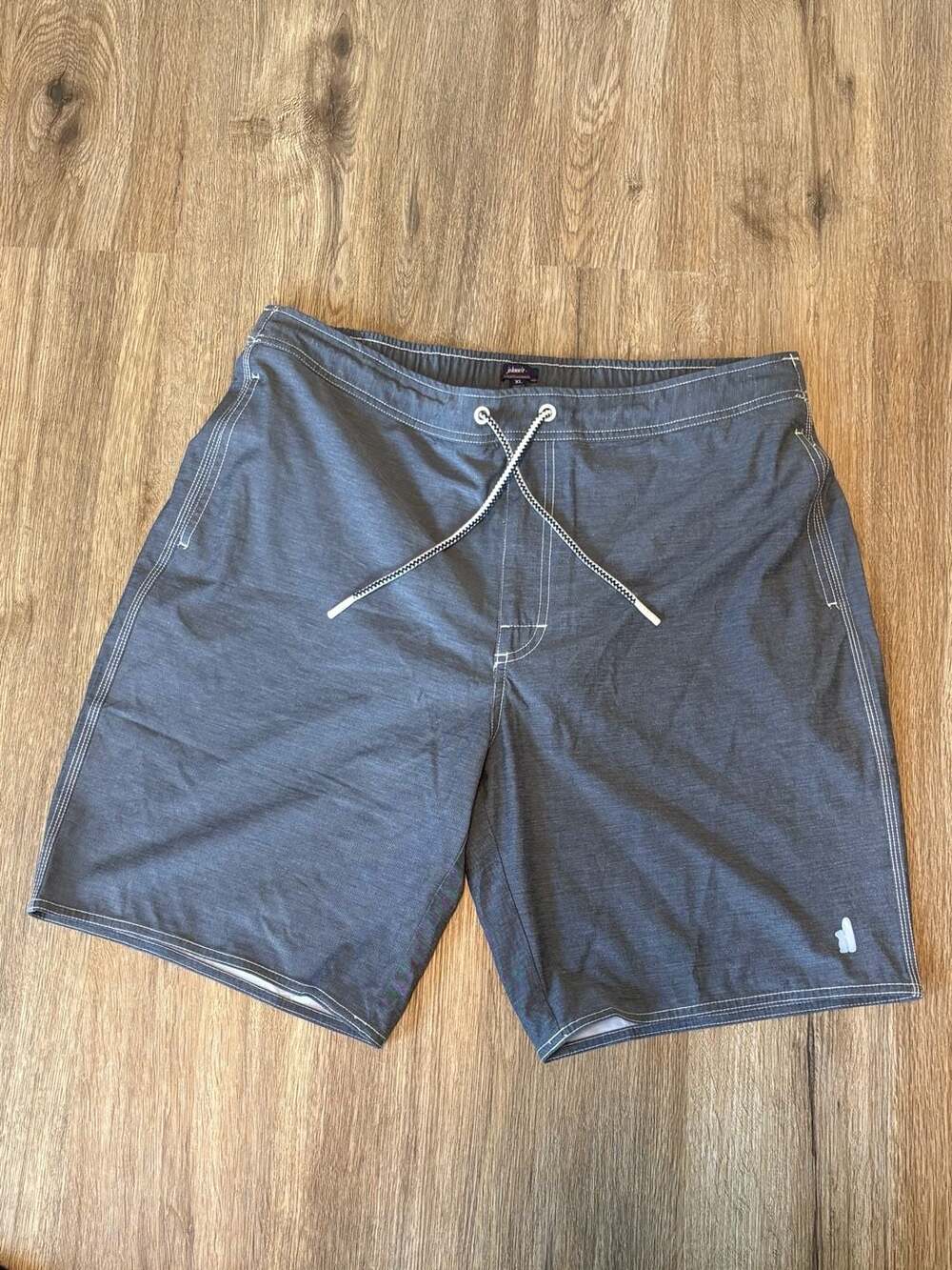 johnnie-O Mens XL Charcoal Grey Boardshorts Swim Trunks Surf